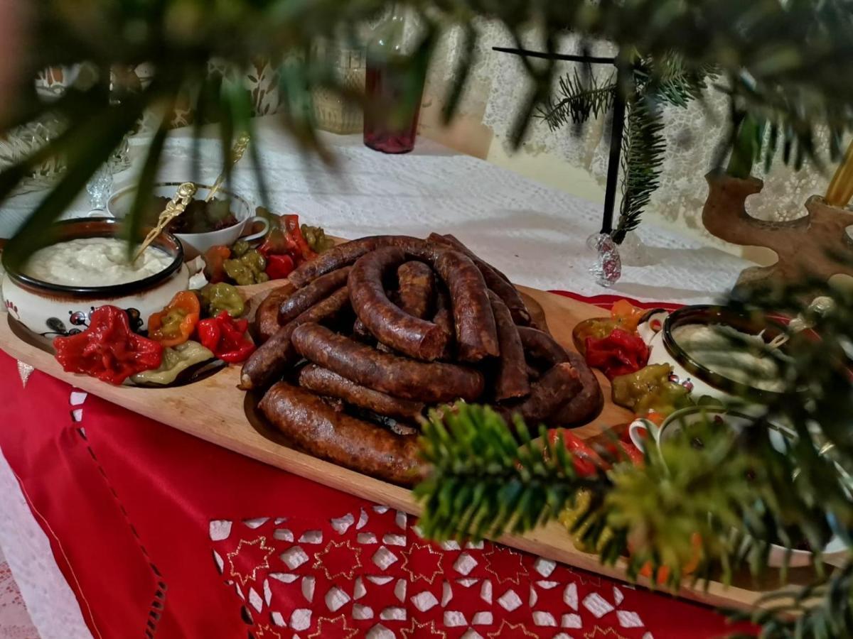 Pensiunea Rustic Oncesti Exteriör bild