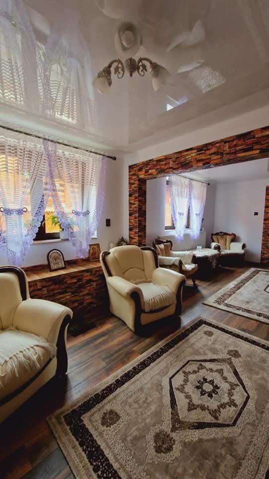 Pensiunea Rustic Oncesti Exteriör bild