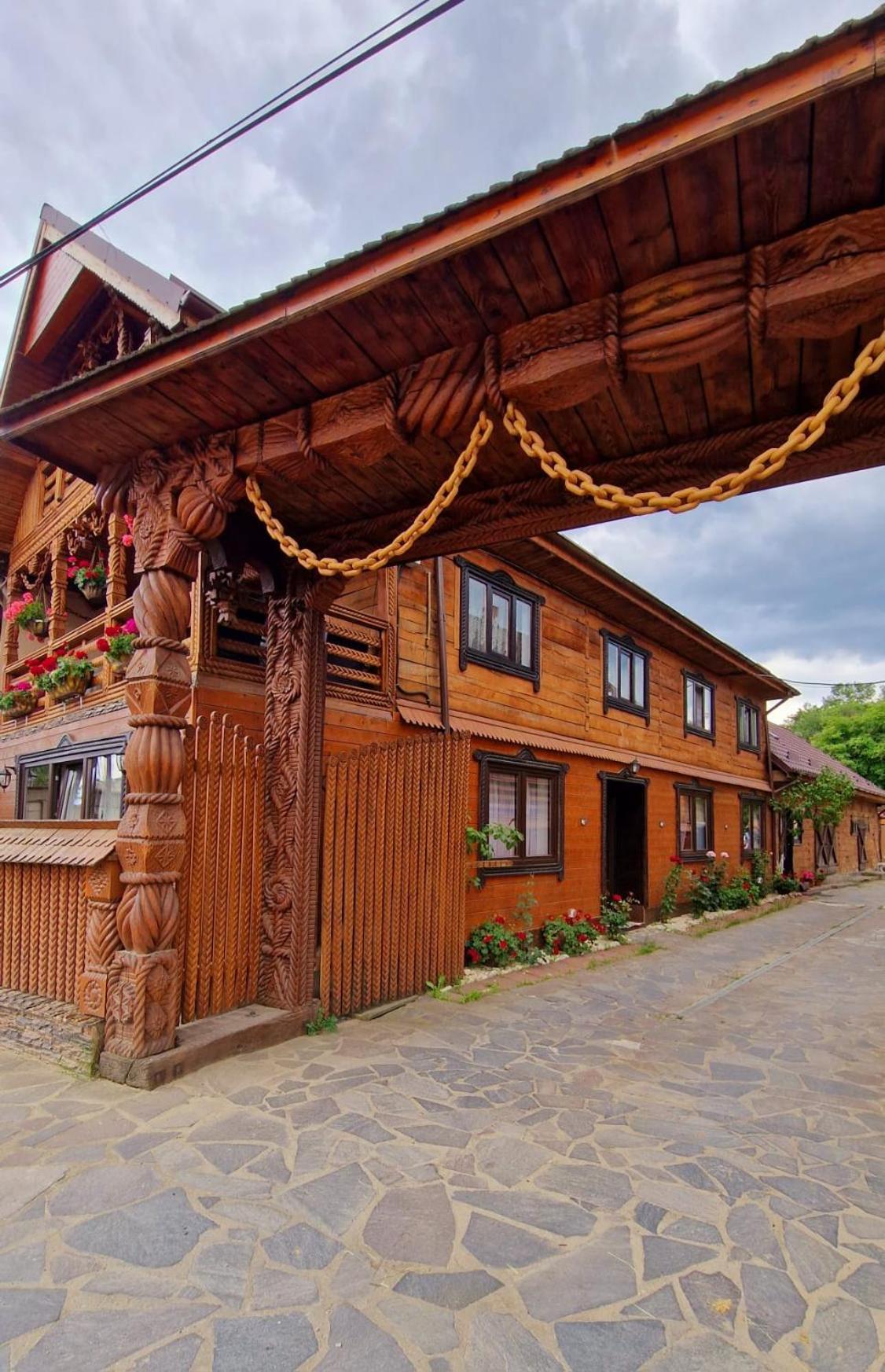 Pensiunea Rustic Oncesti Exteriör bild
